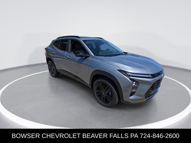 2025 Chevrolet Trax ACTIV photo 2