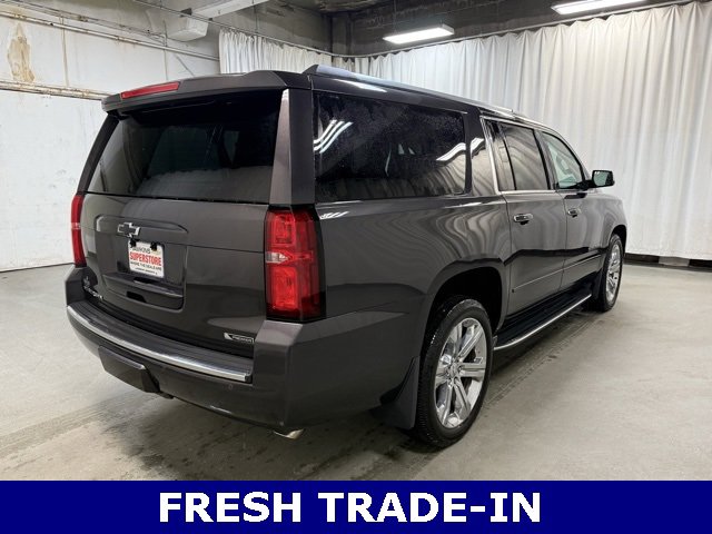 2017 Chevrolet Suburban Premier photo 3