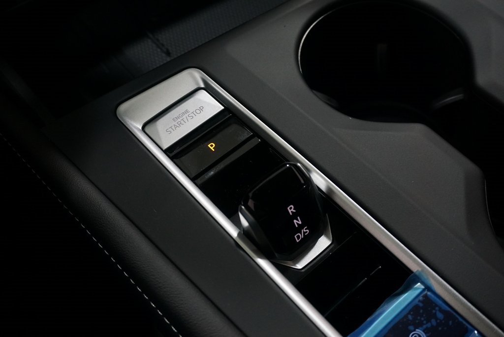 2025 Volkswagen Atlas SE photo 23