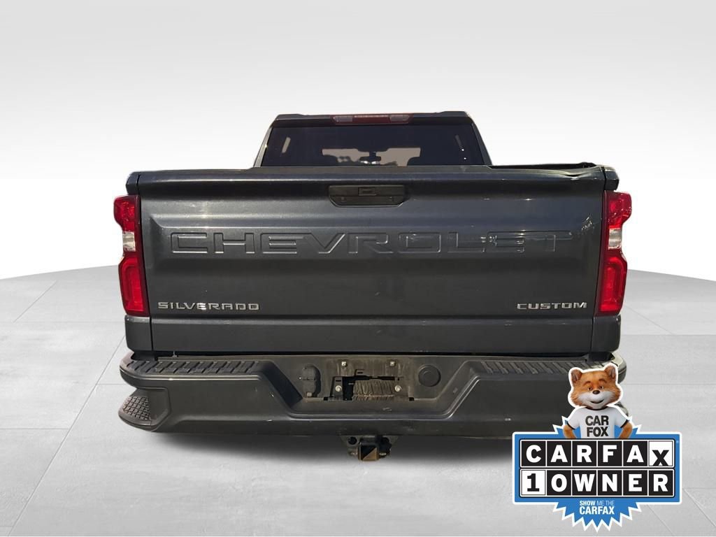 2022 Chevrolet Silverado 1500 Custom photo 3