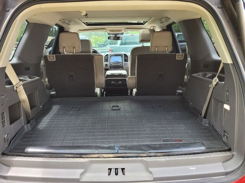 2021 Ford Expedition XLT photo 10