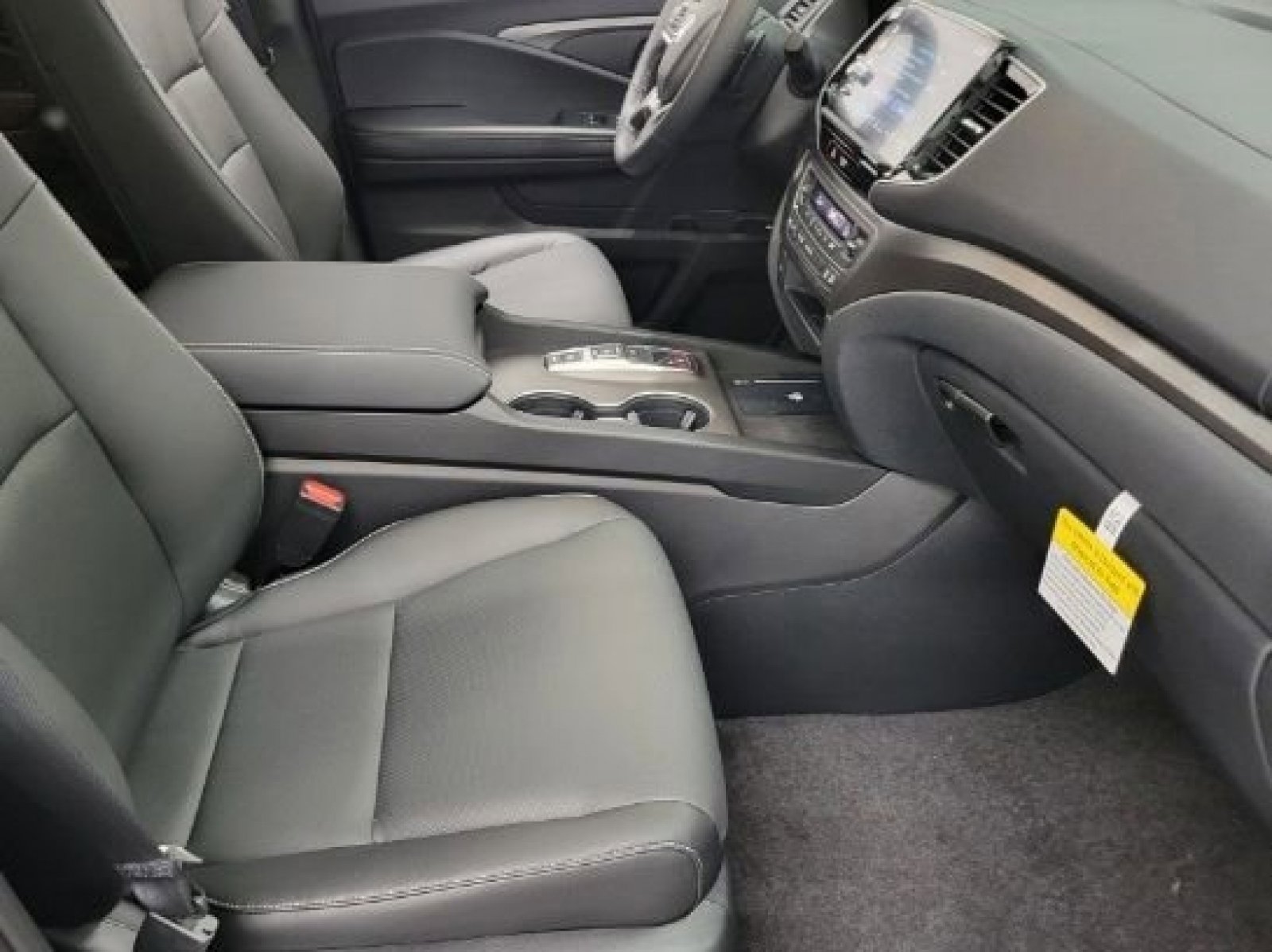 2025 Honda Ridgeline RTL photo 11