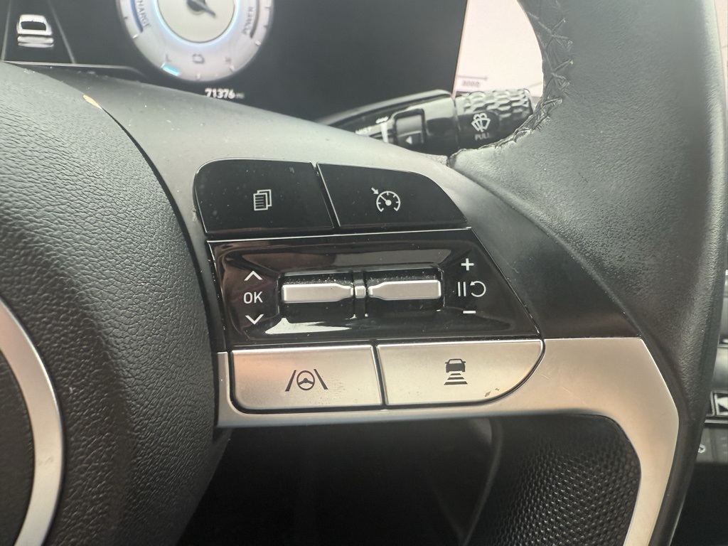 2021 Hyundai Elantra Hybrid Limited photo 16