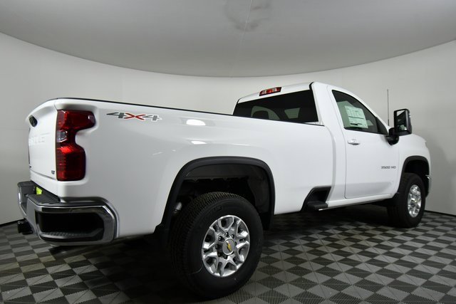 2025 Chevrolet Silverado 3500HD LT photo 9