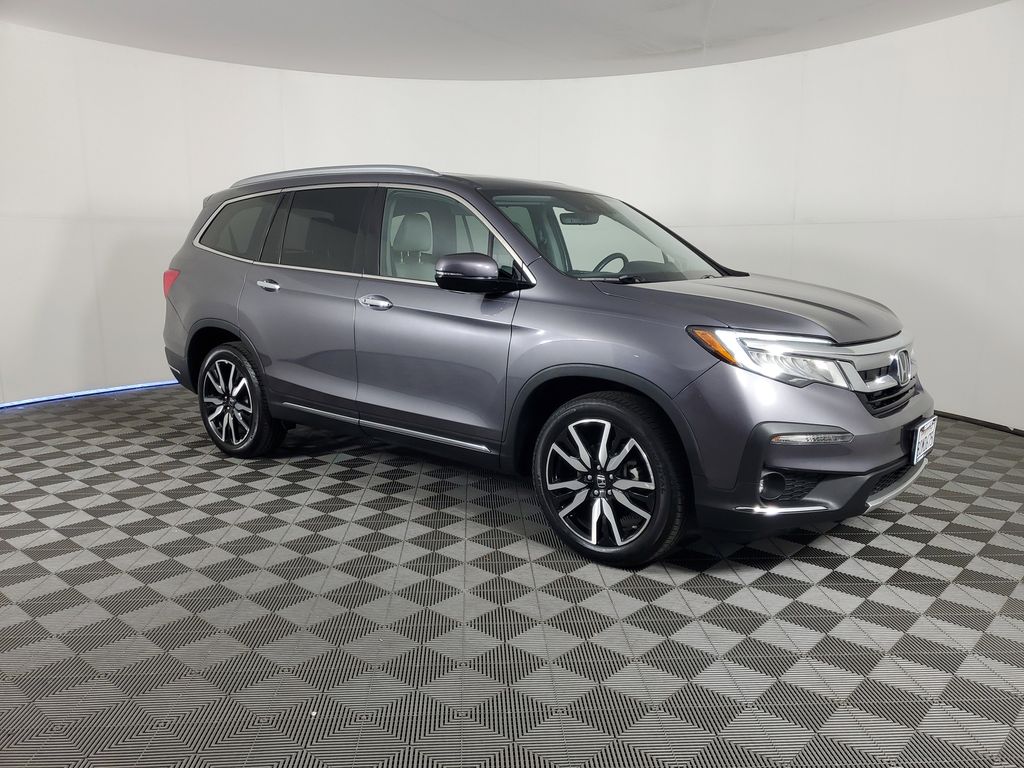 Used 2019 Gray Honda Touring image 2
