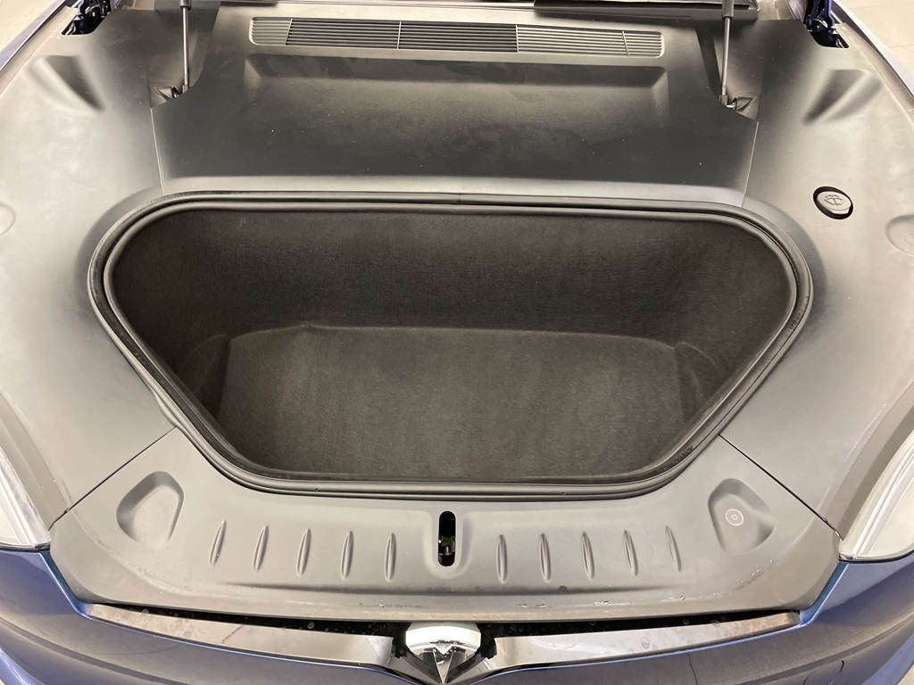 2021 Tesla Model S Plaid photo 22