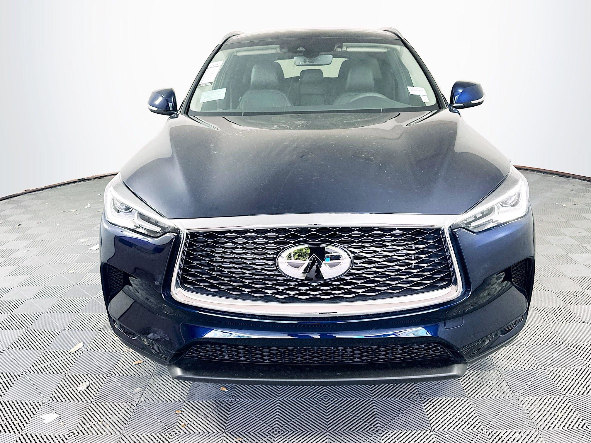 2025 Infiniti QX50 Luxe photo 2