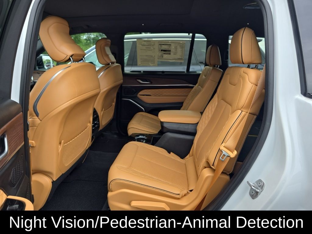 2022 Jeep Grand Cherokee L Summit photo 19