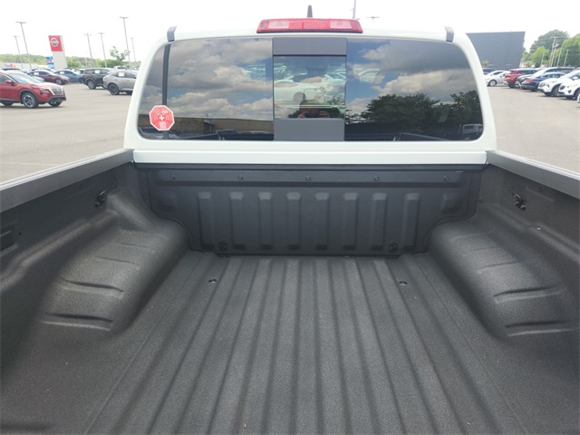 2025 Nissan Frontier S photo 5
