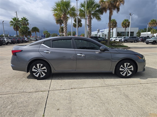 2023 Nissan Altima 2.5 S photo 3