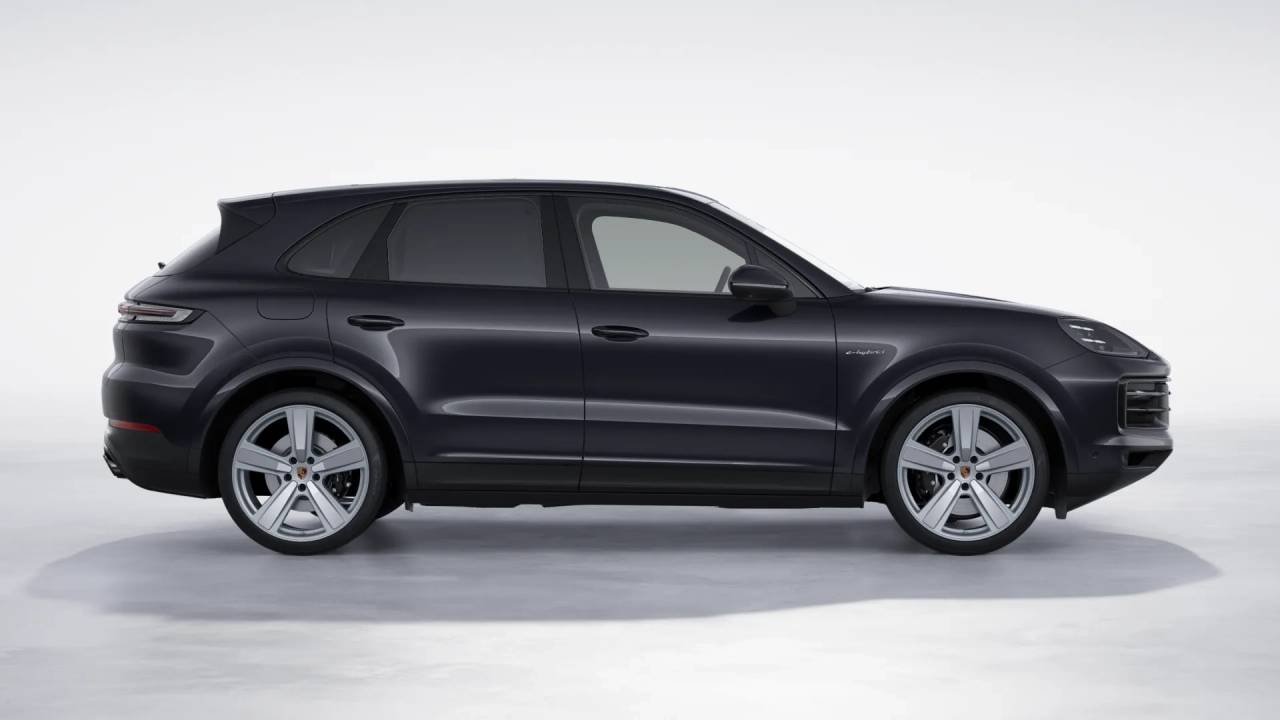 2026 Porsche Cayenne E-Hybrid photo 5