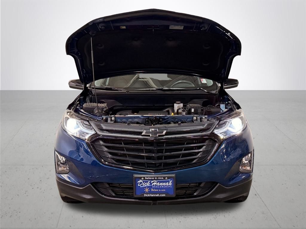 2021 Chevrolet Equinox LT photo 3