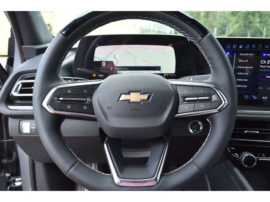 2025 Chevrolet Traverse High Country photo 14