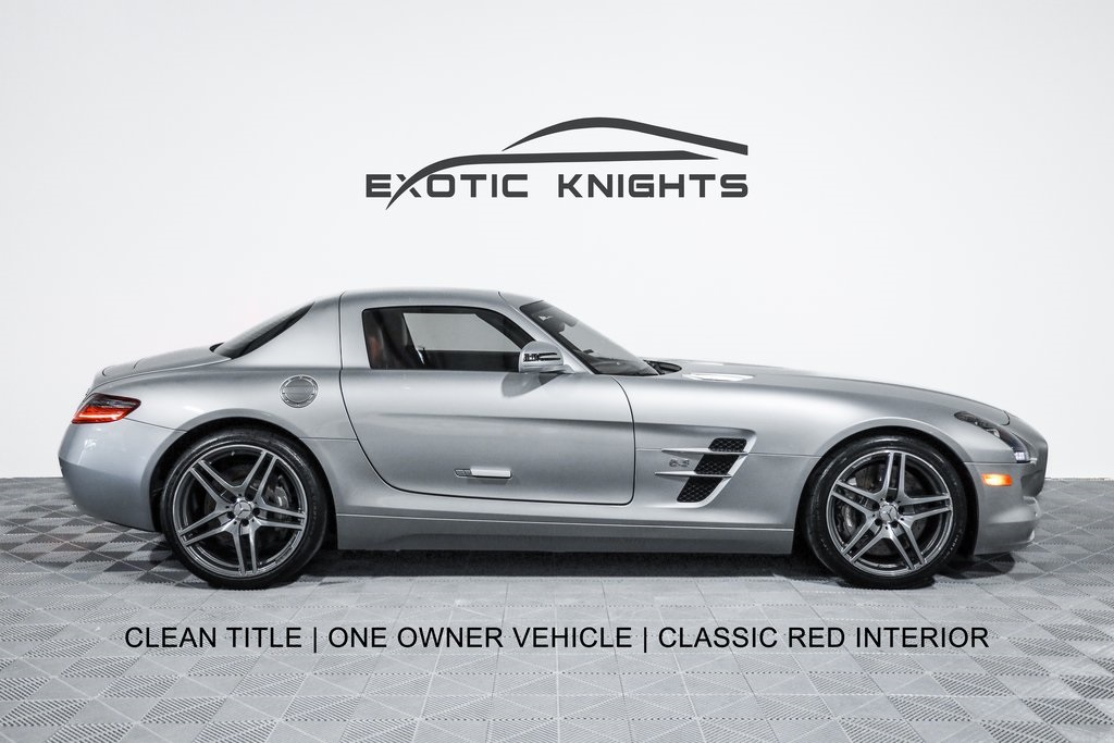 2011 Mercedes-Benz SLS AMG Base's photo