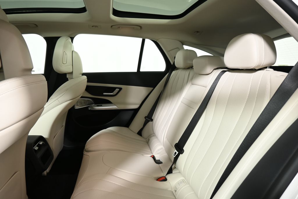 2025 Mercedes Benz E 450 photo 28