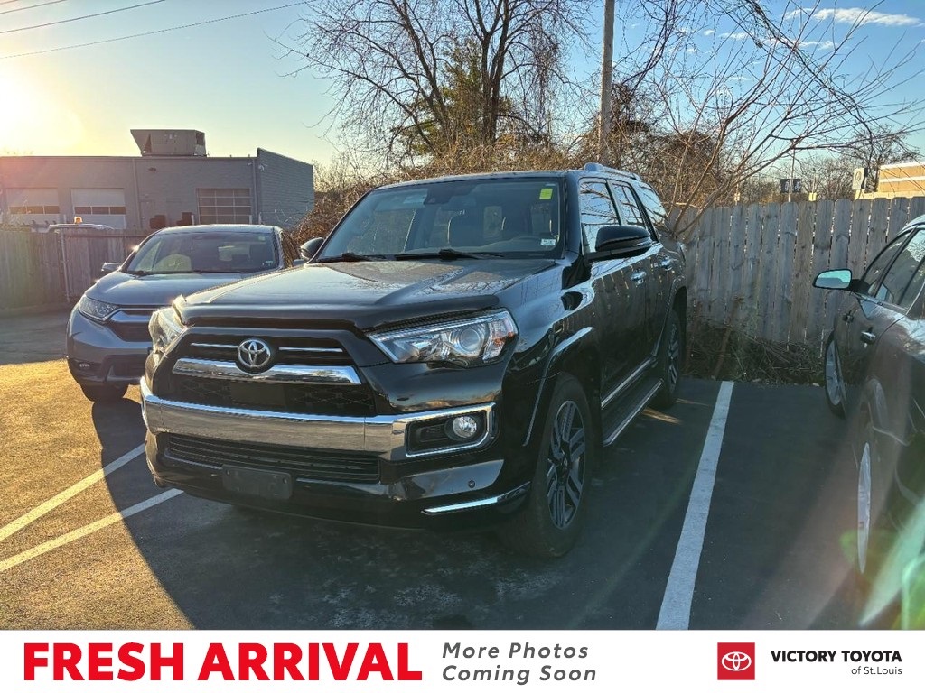2020 Toyota 4Runner Limited's photo