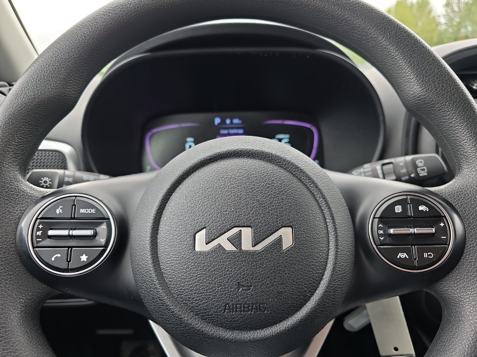 2023 Kia Soul LX photo 19