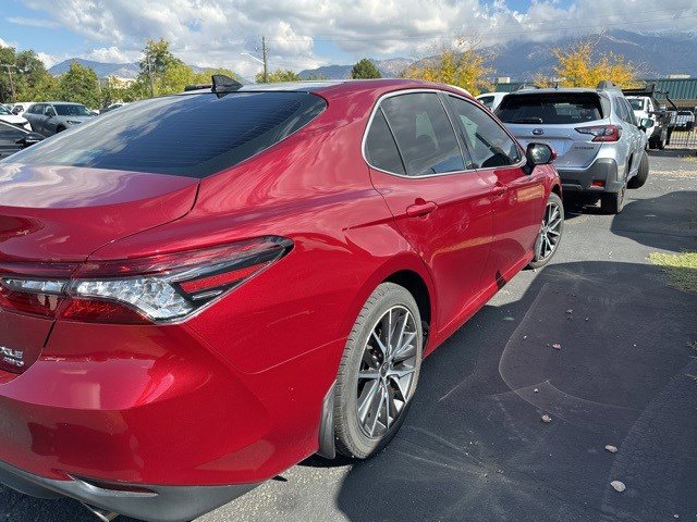 2021 Toyota Camry XLE photo 4