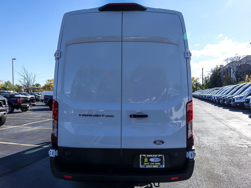 2026 FORD TRANSIT - Image 8