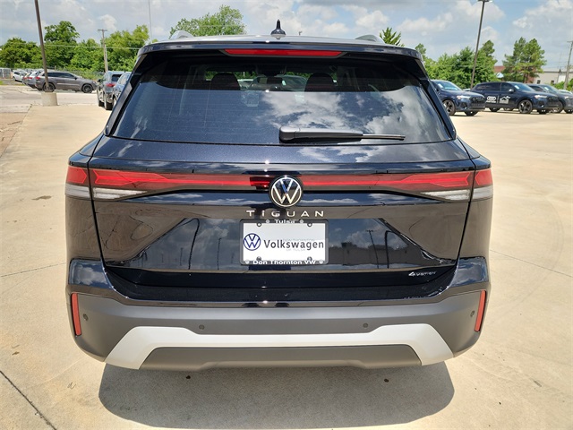 2025 Volkswagen Tiguan S photo 3