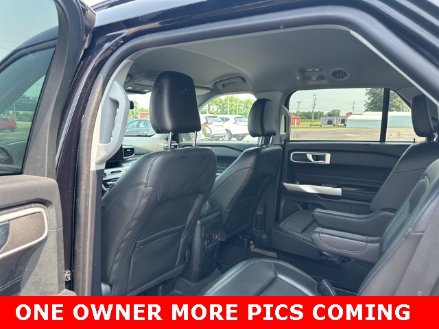 2022 Ford Explorer XLT photo 2
