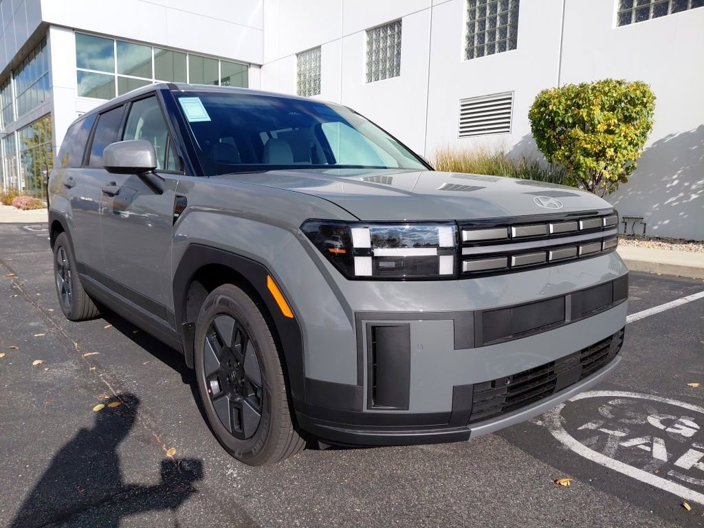 2026 Hyundai Santa Fe SE photo 4