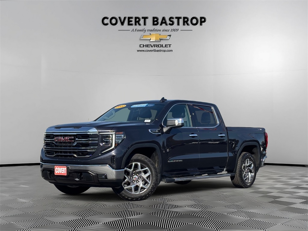 2022 GMC Sierra SLT's photo