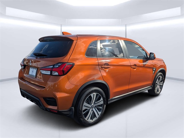 2024 Mitsubishi Outlander Sport ES photo 3