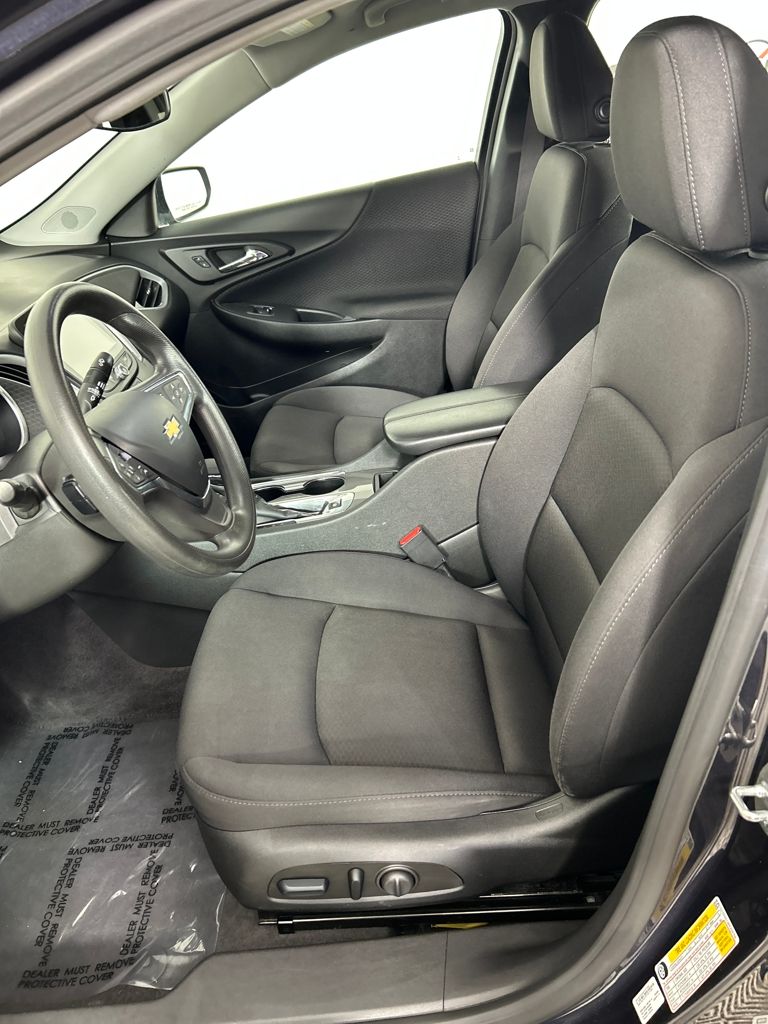 2023 Chevrolet Malibu 1LT photo 17