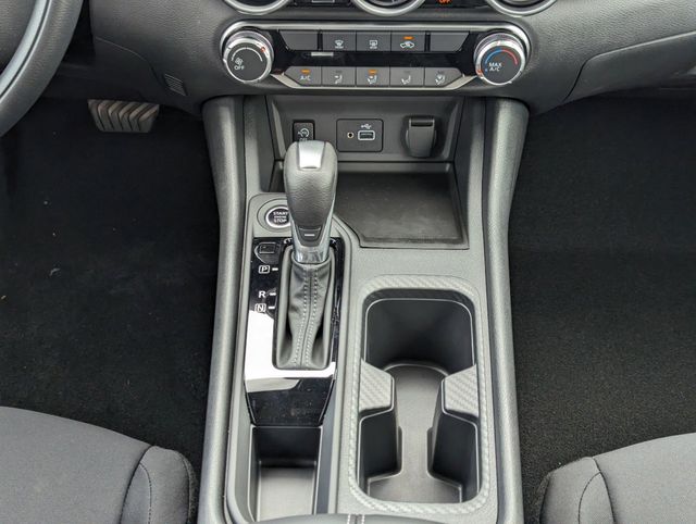 2025 Nissan Sentra S photo 17