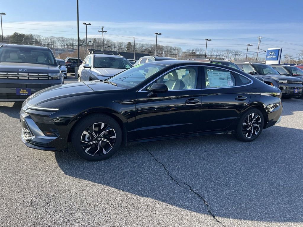2024 Hyundai Sonata SEL photo 4