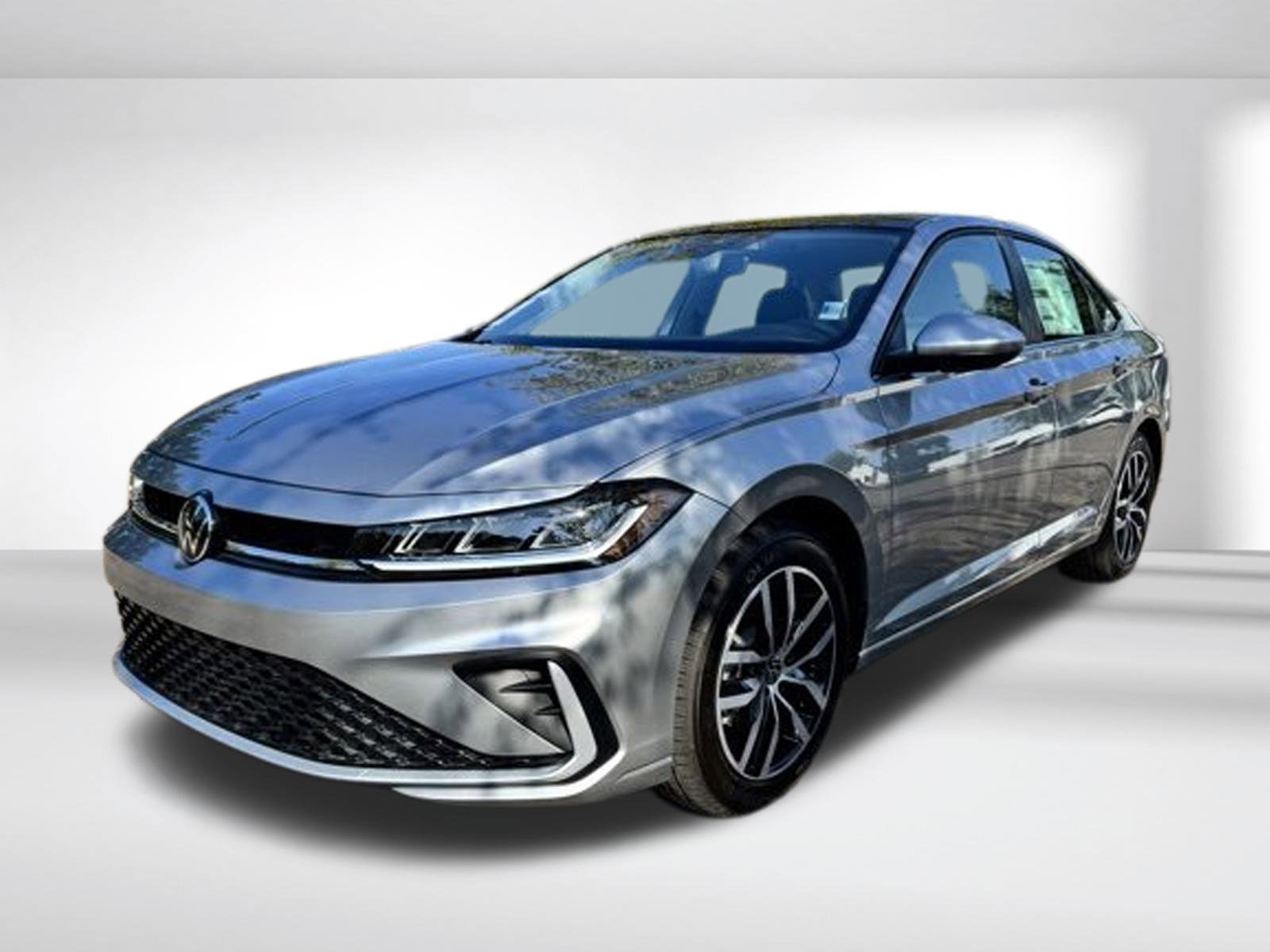 2025 Volkswagen Jetta SE photo 3