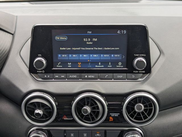 2025 Nissan Sentra S photo 16
