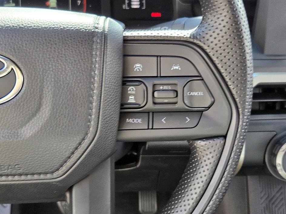 2025 Toyota Tacoma SR5 photo 25