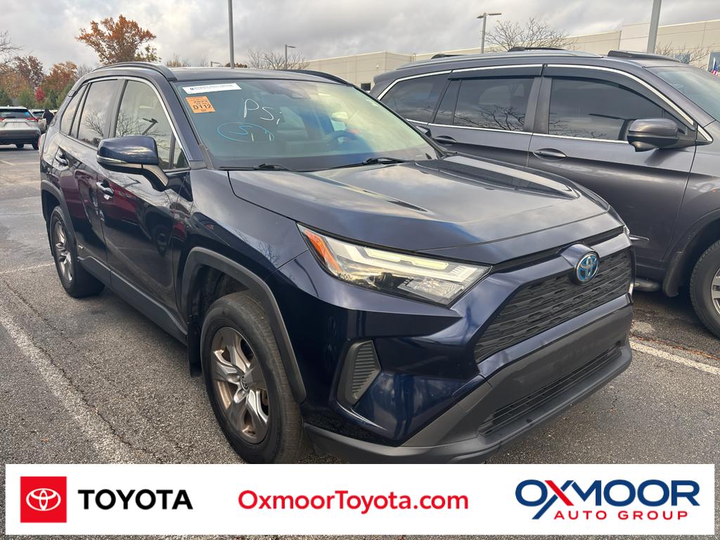 2022 Toyota RAV4 XLE
