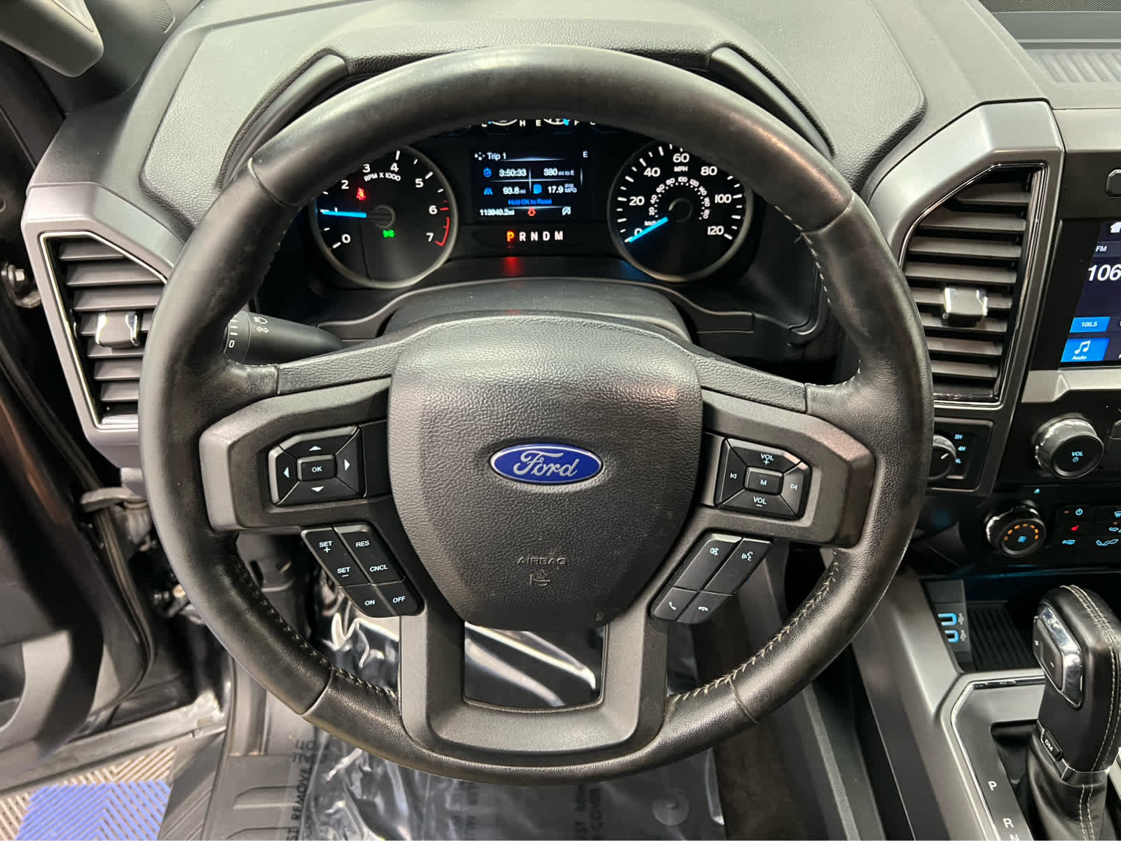 2018 Ford F-150 XLT photo 14