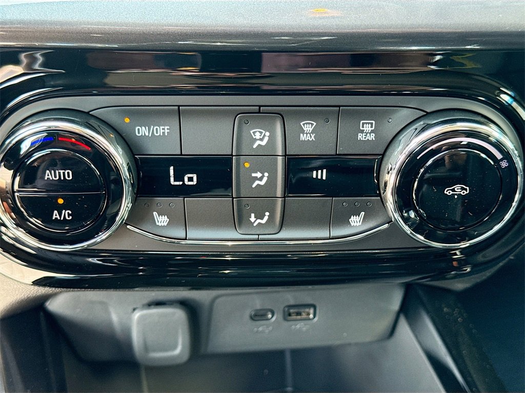 2025 Chevrolet Trax ACTIV photo 11