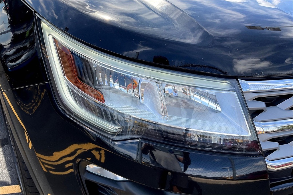 2019 Ford Explorer Limited photo 28