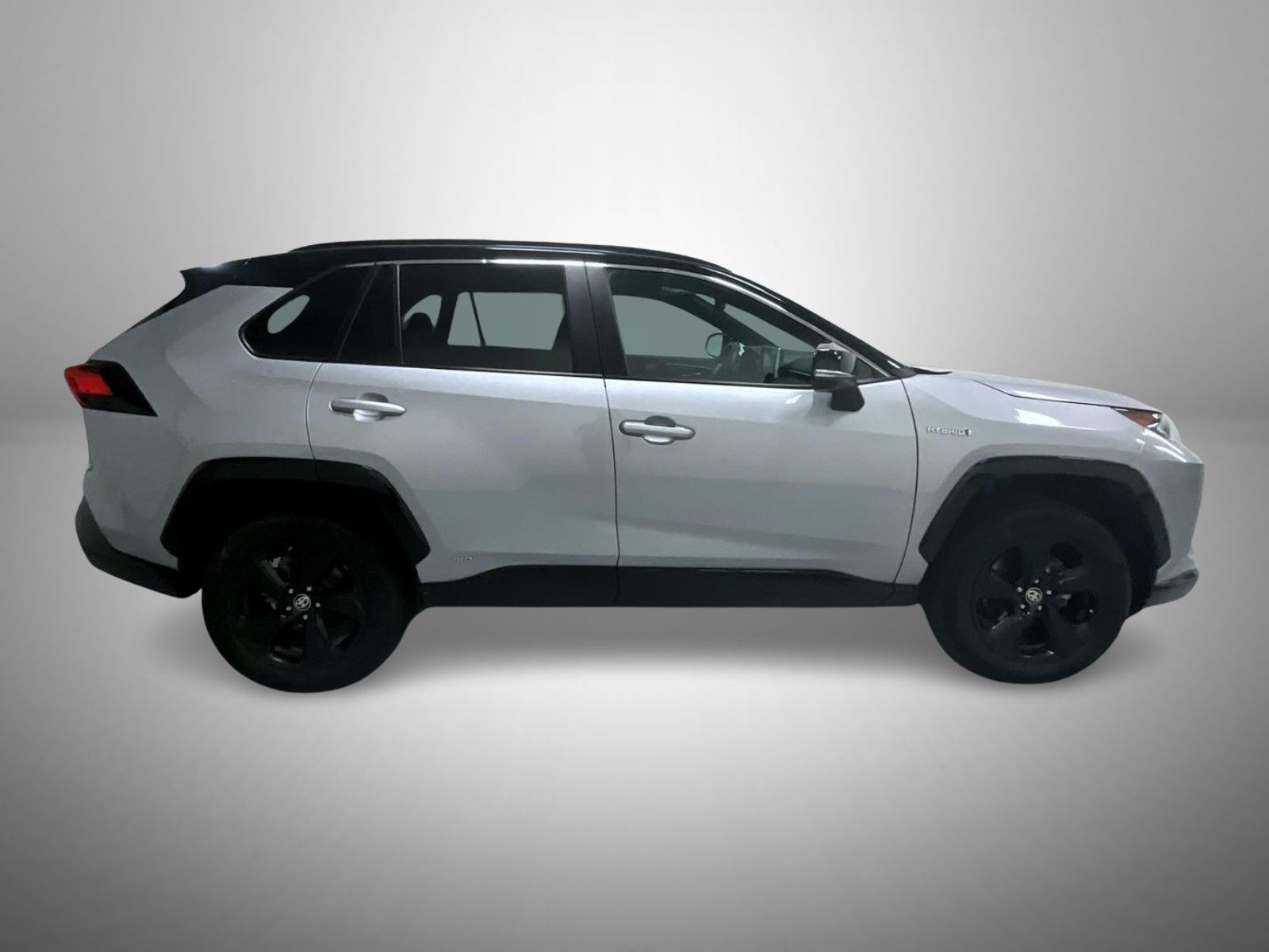 2021 Toyota RAV4 Hybrid XSE photo 4