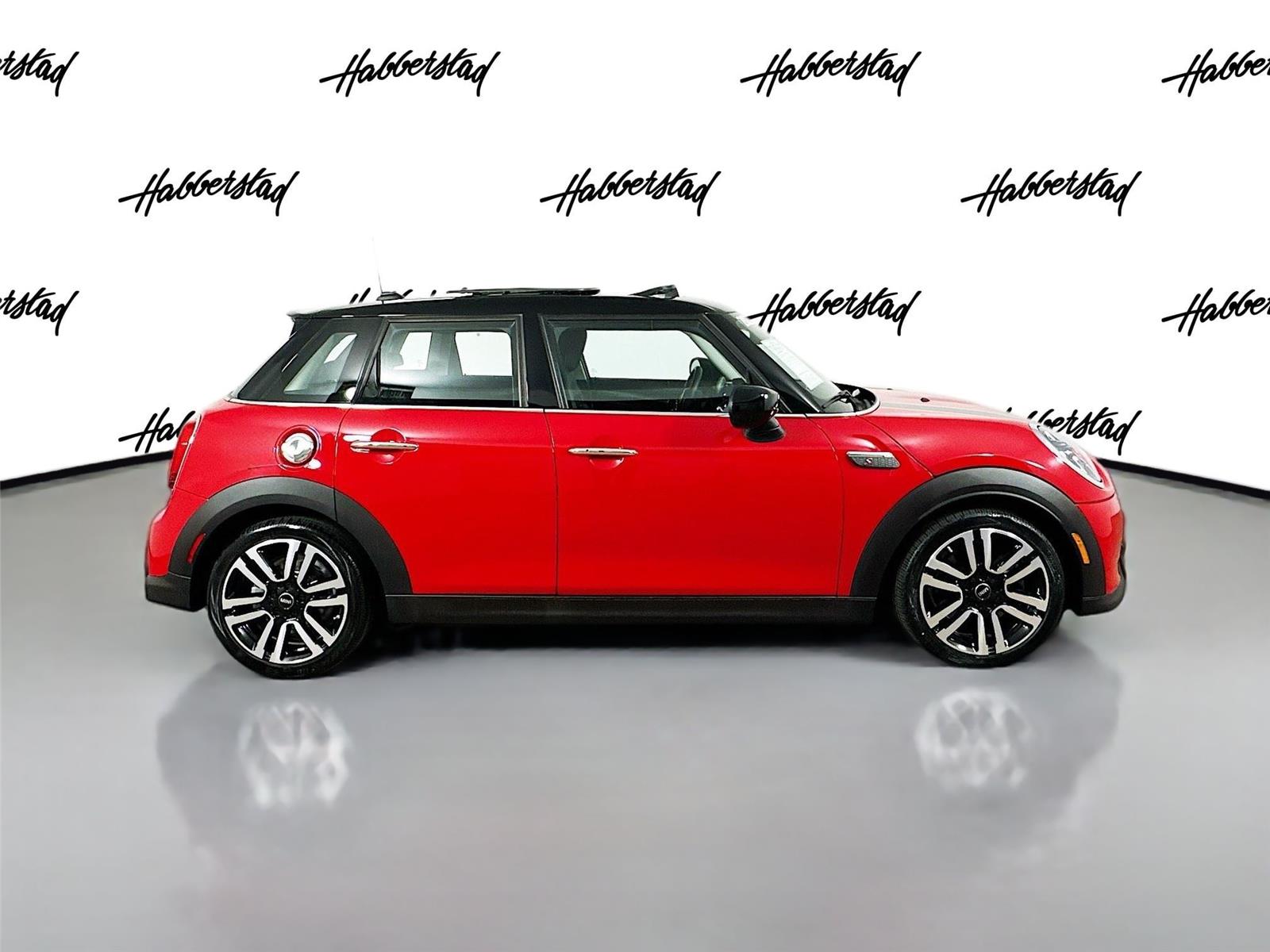 2023 Mini Cooper 4 Door Hardtop S photo 4