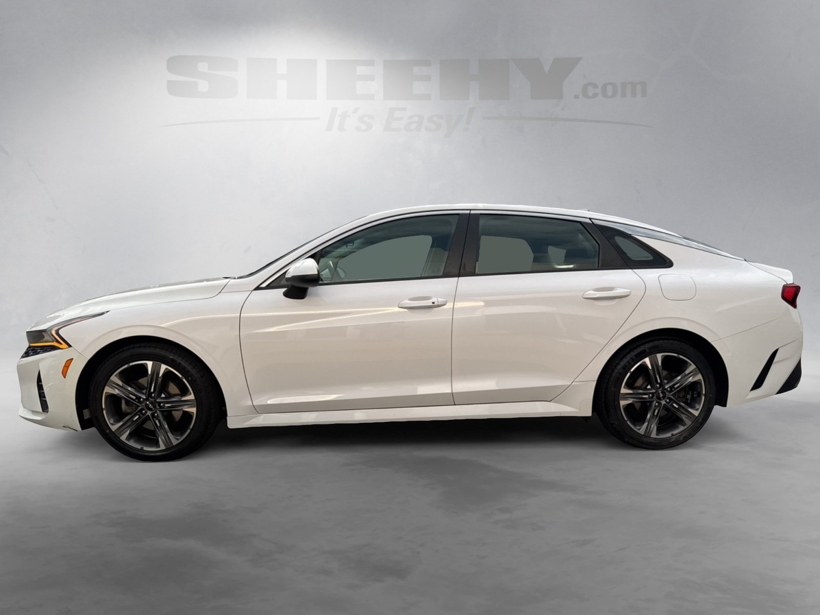 2022 Kia K5 LXS photo 14
