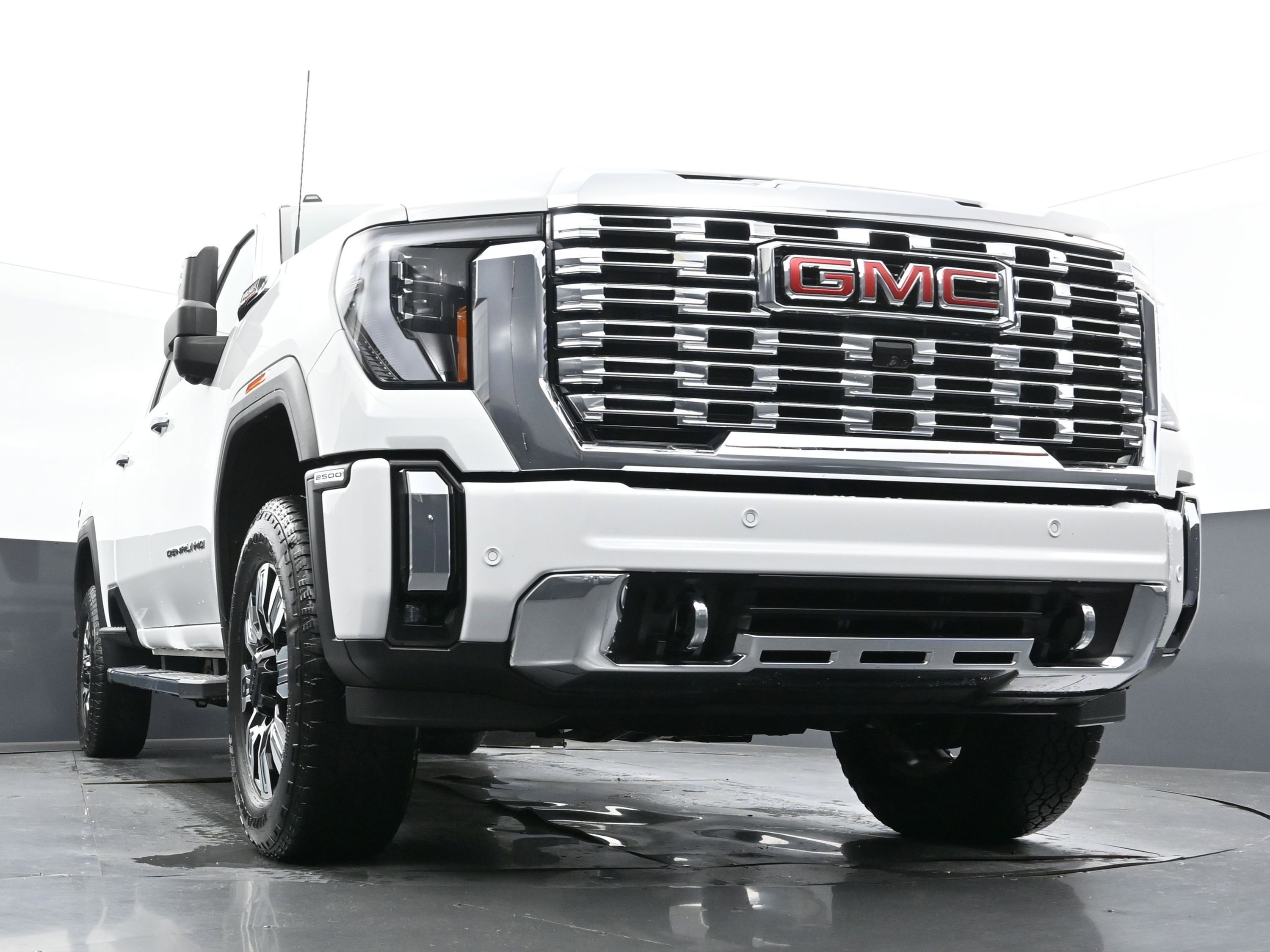 2024 Gmc Sierra 2500 HD Denali photo 46