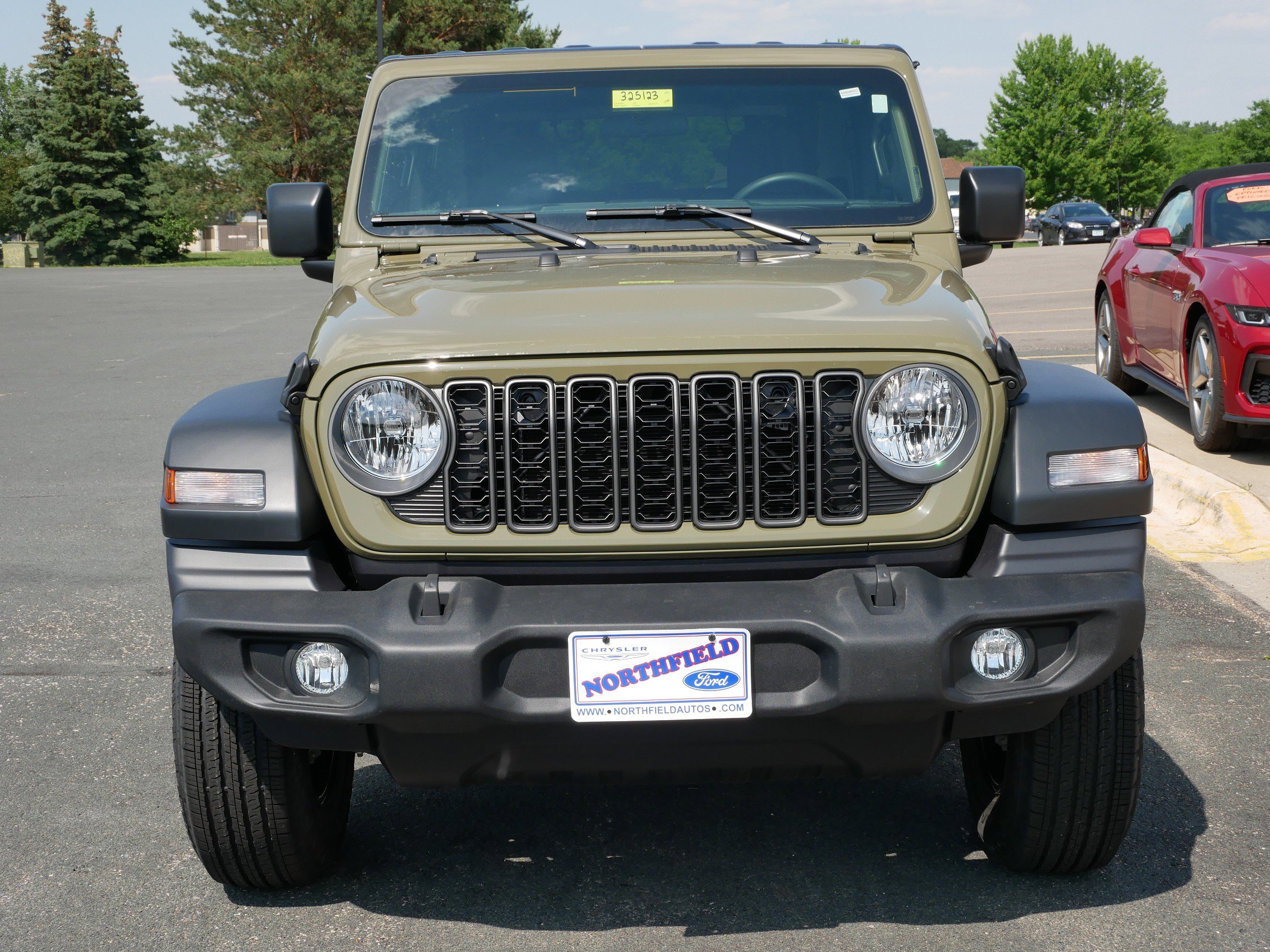 2025 Jeep Wrangler Sport photo 3