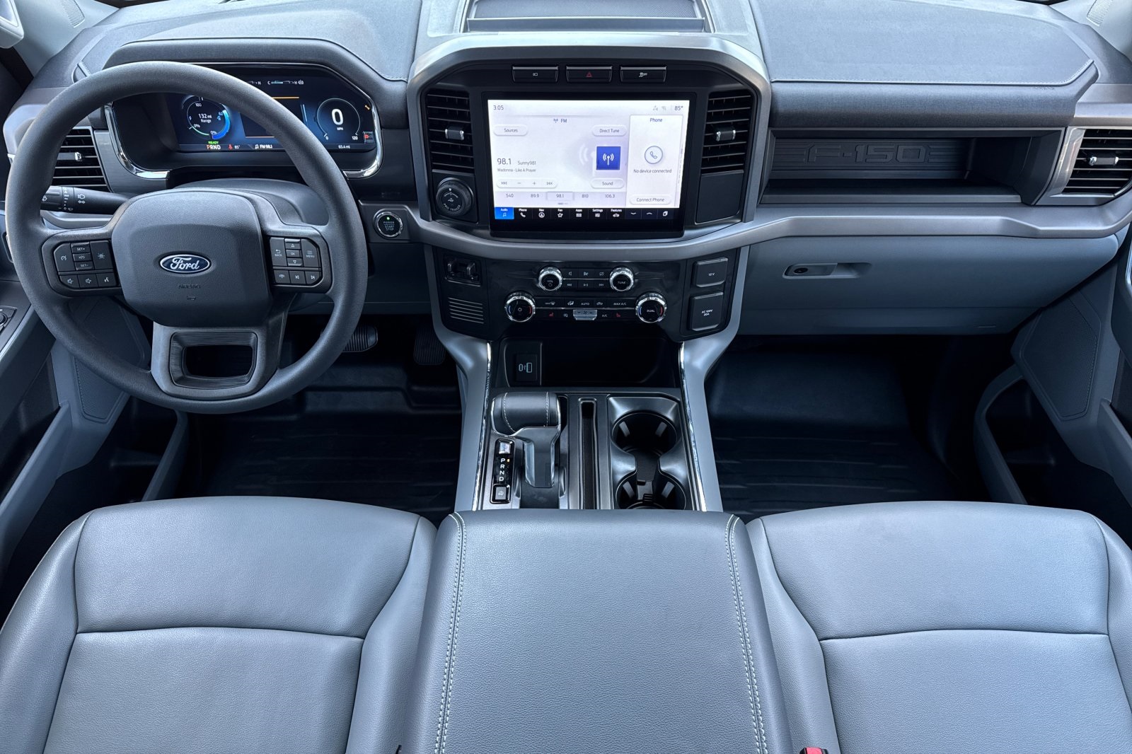2024 Ford F-150 Lightning photo 11