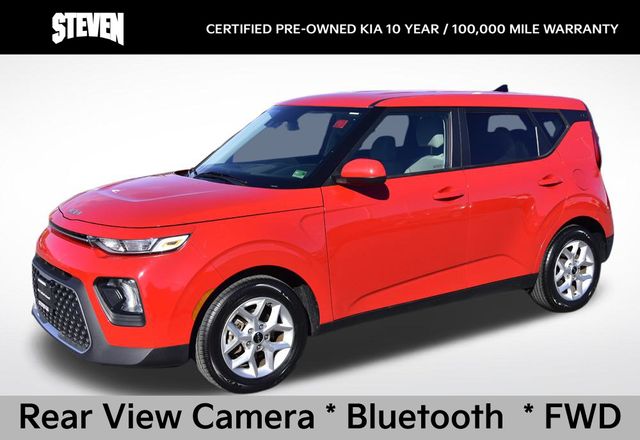 2022 Kia Soul LX's photo