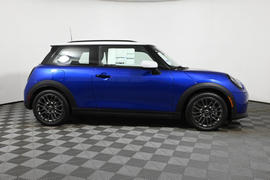 2025 Mini Cooper S Hardtop 2 Door photo 7