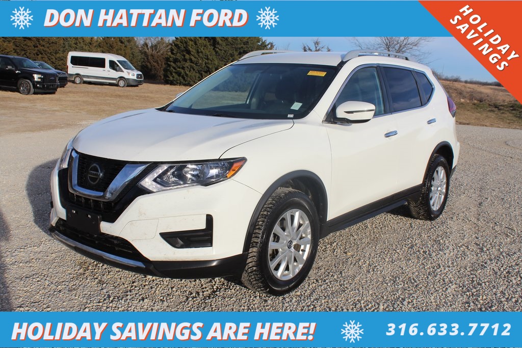 2018 Nissan Rogue SV's photo