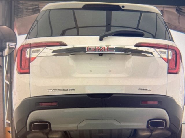 2023 Gmc Acadia SLE photo 2