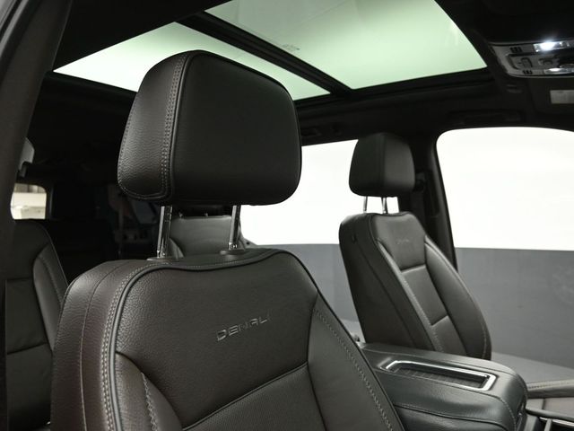 2022 GMC YUKON XL - Image 34