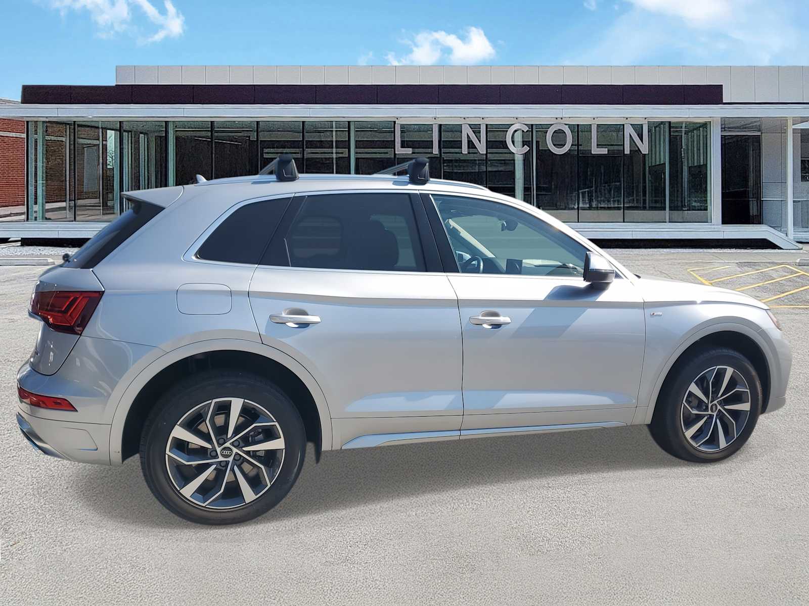 2023 Audi Q5 S line Premium Plus photo 3